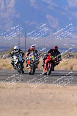 media/Dec-17-2023-CVMA (Sun) [[bf0c04832d]]/Race 2 Amateur Supersport Open/